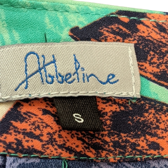 Midi Skirt Size Small - Picture 3 of 8